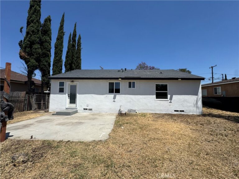 16229 Hunter St, Fontana