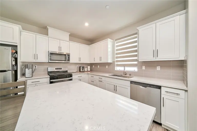 163 Dove Landing, Covina