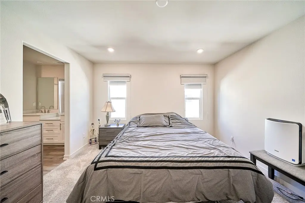 163 Dove Landing, Covina