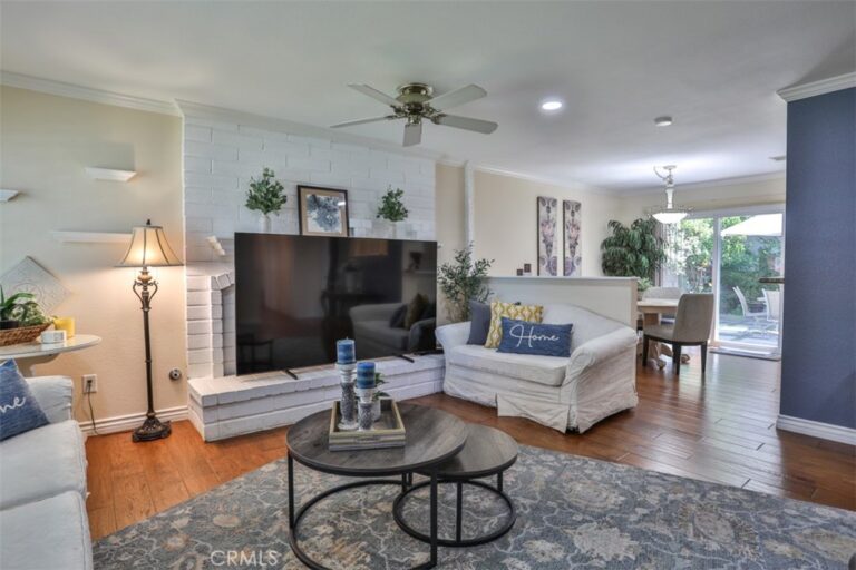1644 Carmel Circle West, Upland