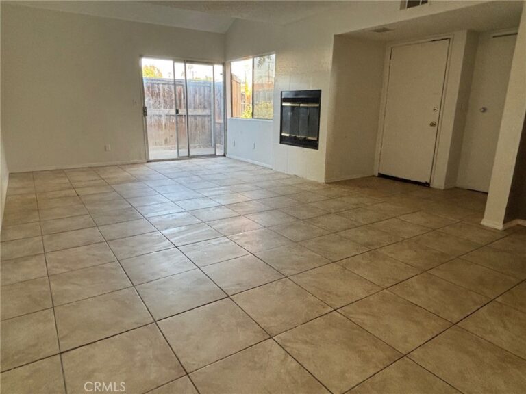 16595 Upland #E, Fontana