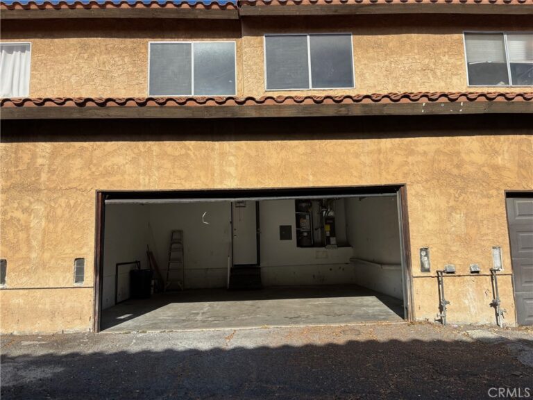 16595 Upland #E, Fontana