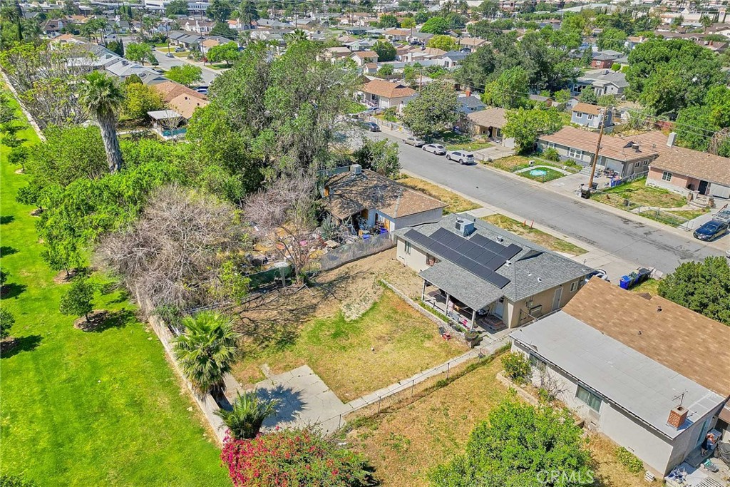17227 Seville, Fontana