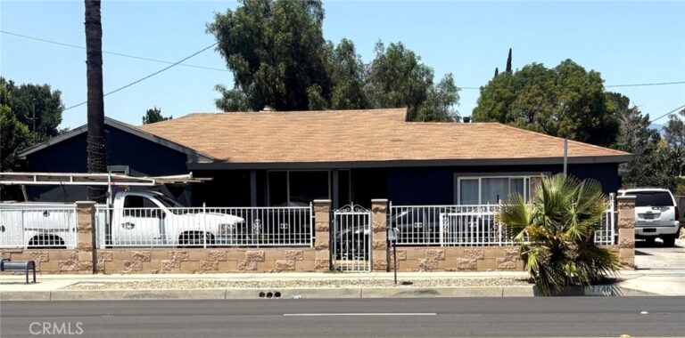17746 Merrill, Fontana