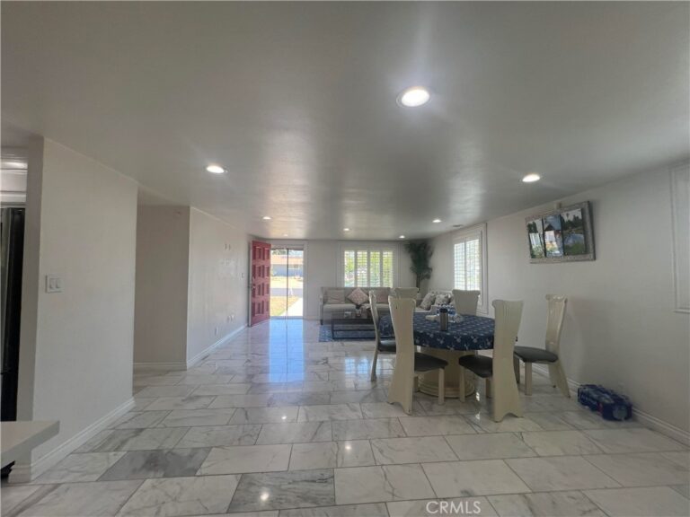 19449 Lurelane Street, Rialto