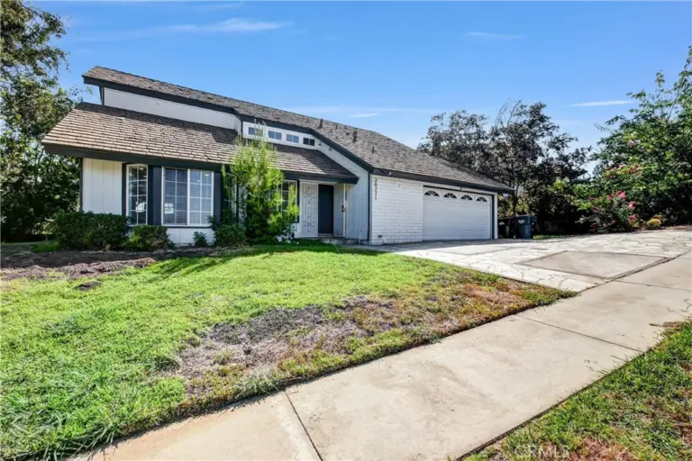20211 Lake Canyon, Walnut