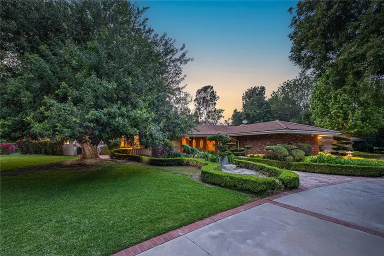 20827 E Mesarica Road, Covina