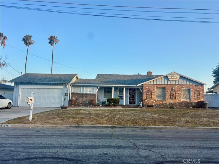215 E Valencia Street, Rialto