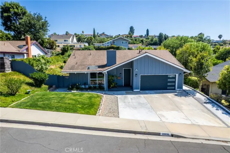23930 Sapphire Canyon, Diamond Bar