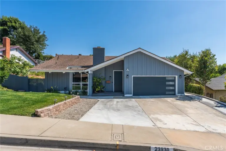 23930 Sapphire Canyon, Diamond Bar