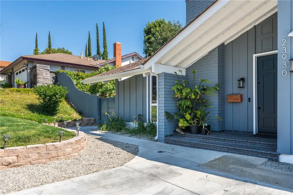 23930 Sapphire Canyon, Diamond Bar