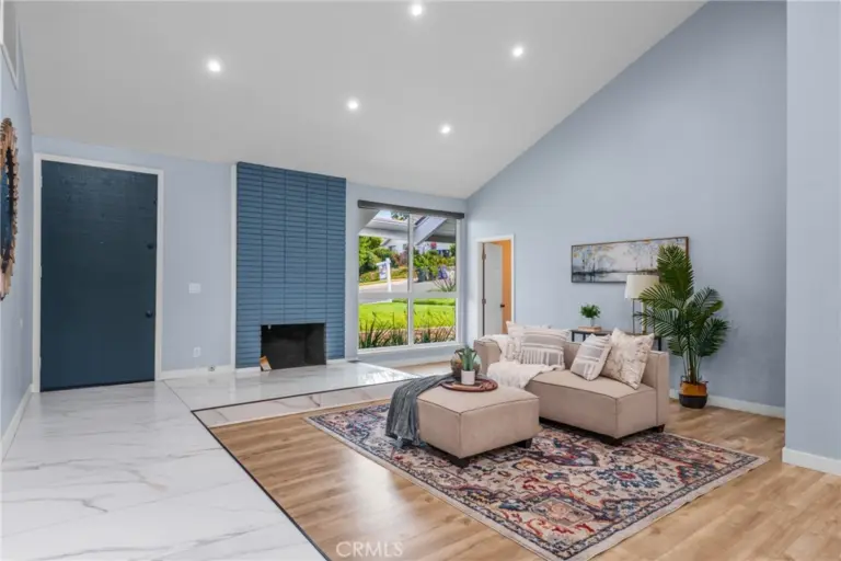 23930 Sapphire Canyon, Diamond Bar