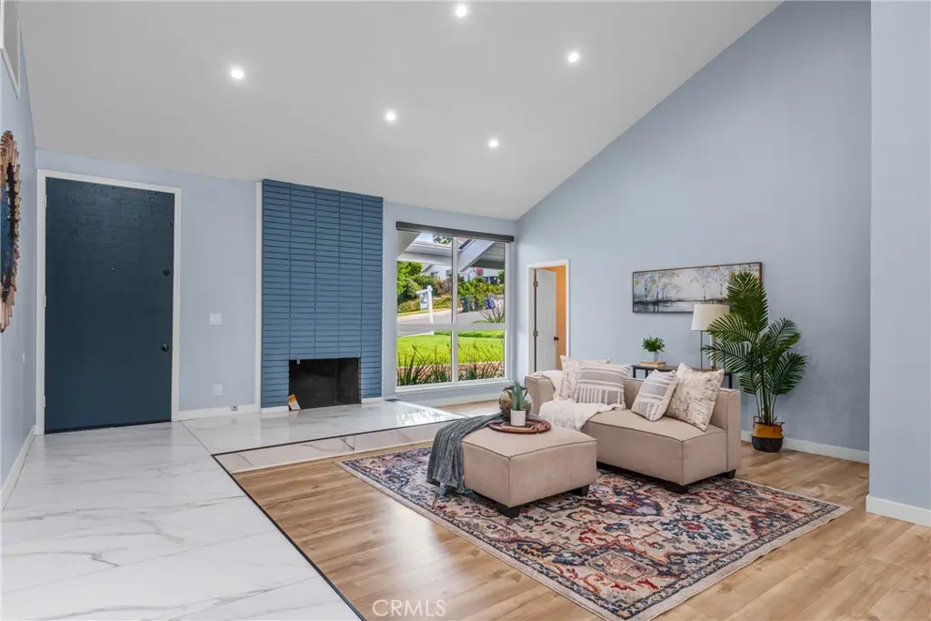 23930 Sapphire Canyon, Diamond Bar