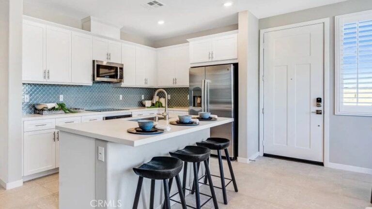 2837 E Amberley Privado, Ontario