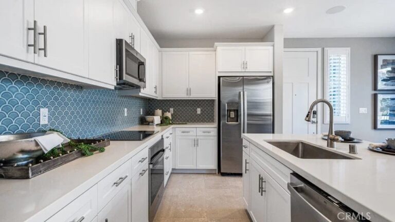 2837 E Amberley Privado, Ontario