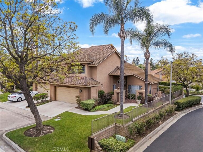304 Calle Moreno, San Dimas