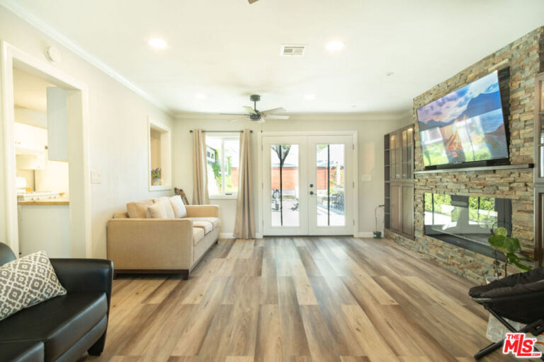 304 S Cataract Avenue, San Dimas