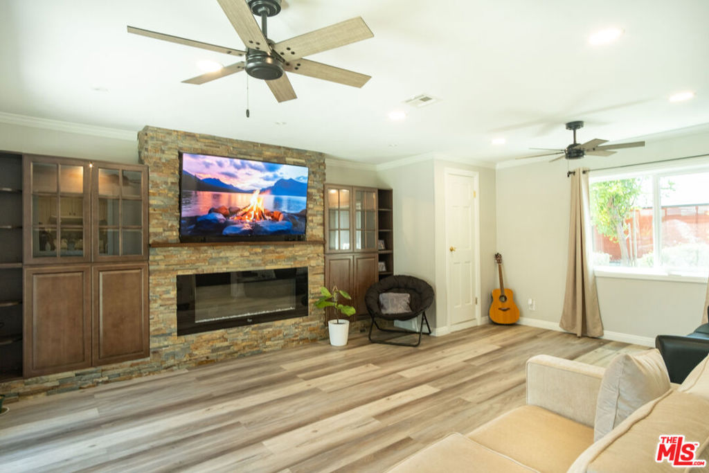 304 S Cataract Avenue, San Dimas