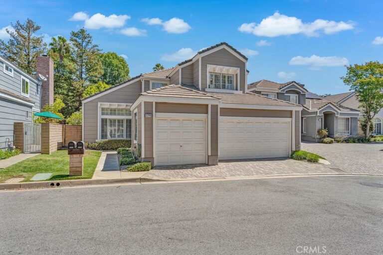 3246 Barn Owl Way, La Verne