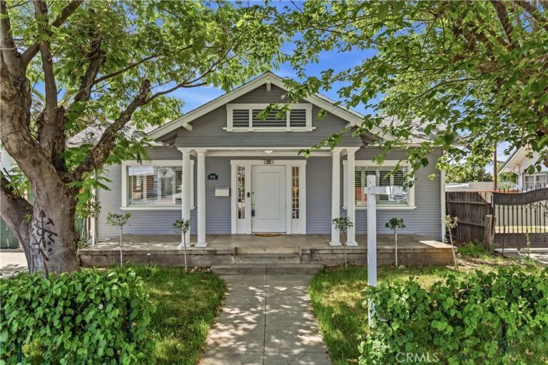 332 Chester Place, Pomona