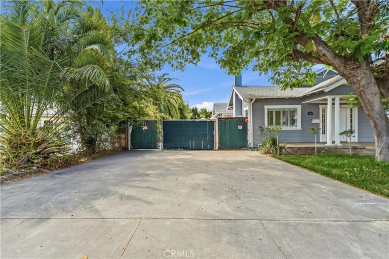 332 Chester Place, Pomona