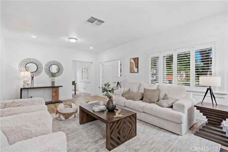 332 Chester Place, Pomona