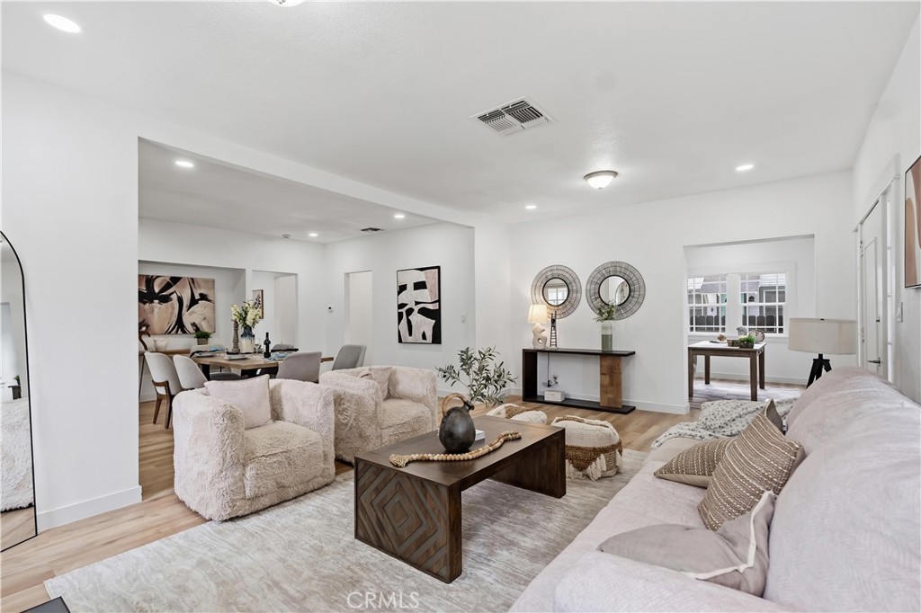332 Chester Place, Pomona