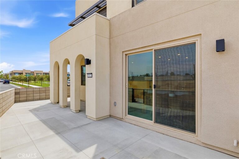 3322 South Ruby Paseo, Ontario