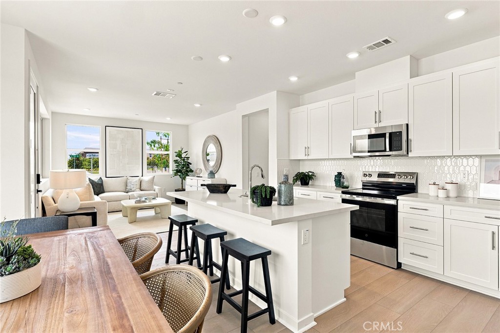 3322 South Ruby Paseo, Ontario