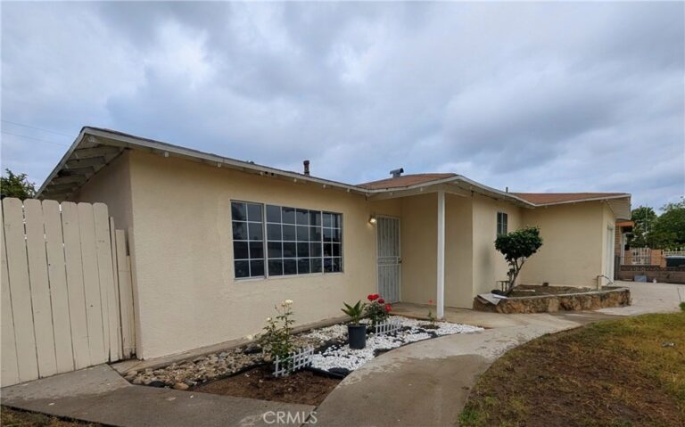 357 W WOODCREST ST., Rialto