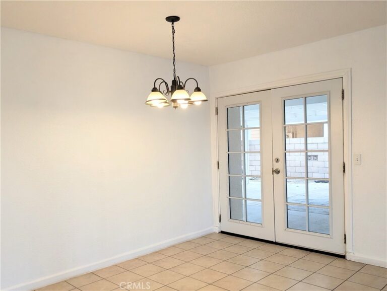 357 W WOODCREST ST., Rialto