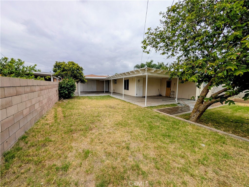 357 W WOODCREST ST., Rialto
