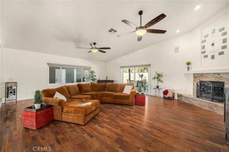 3742 Pilgrims Way, Chino