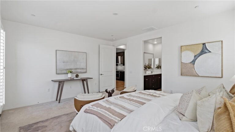 4007 E Amigos Privado, Ontario