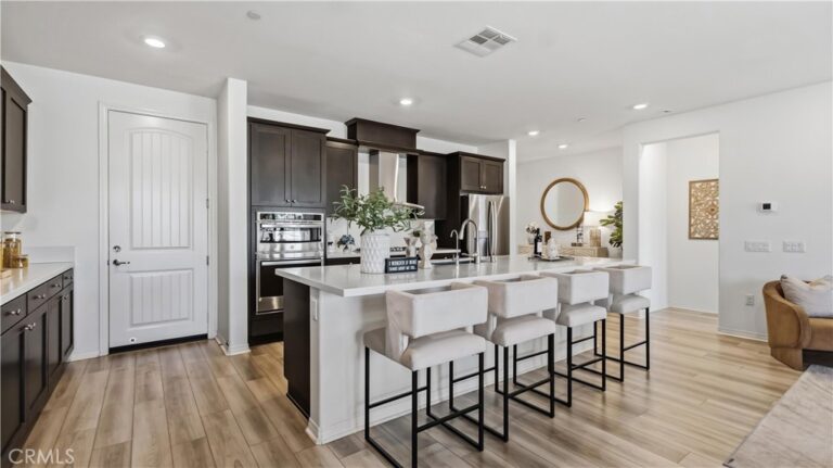 4007 E Amigos Privado, Ontario