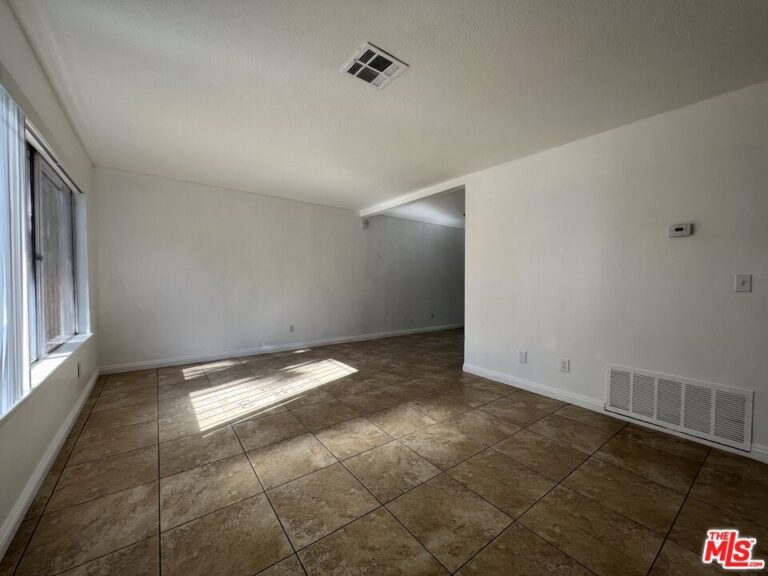 418 W Jackson Street, Rialto