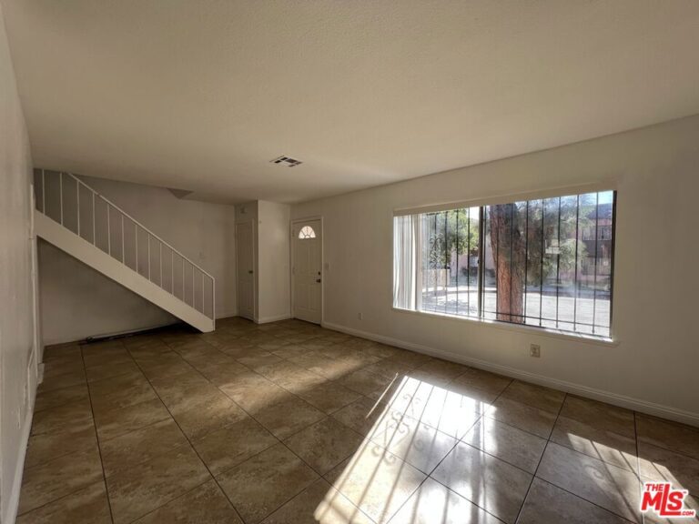 418 W Jackson Street, Rialto