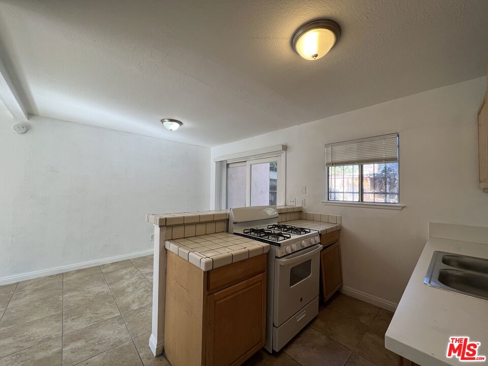 418 W Jackson Street, Rialto
