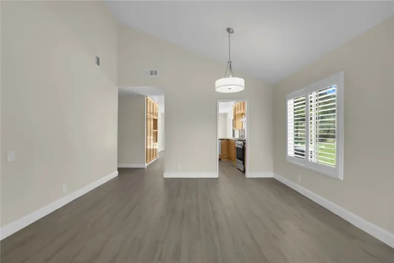 438 Calle Alcazar, Walnut