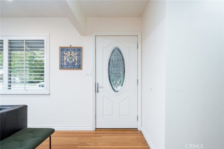 464 Cinderella Drive, Claremont