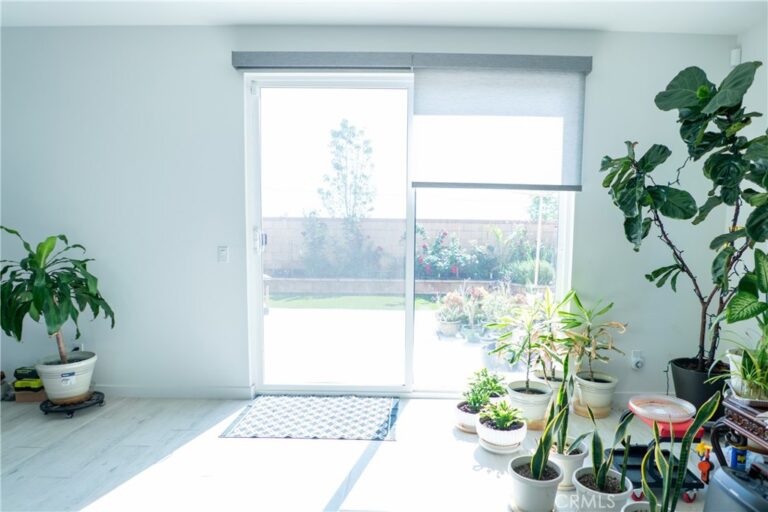 5007 Bay Laurel, Fontana