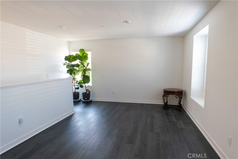 5007 Bay Laurel, Fontana