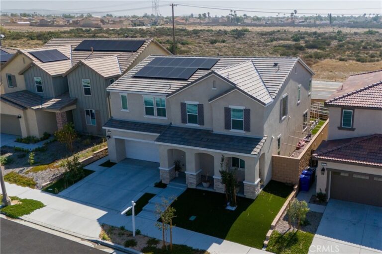 5007 Bay Laurel, Fontana