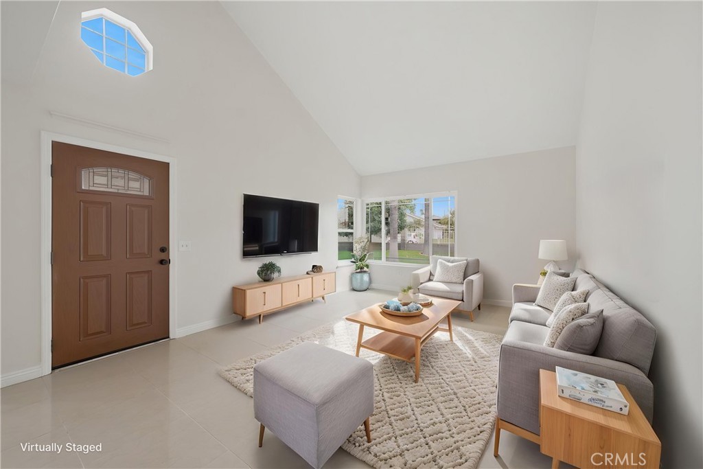 514 E Skylark, Ontario