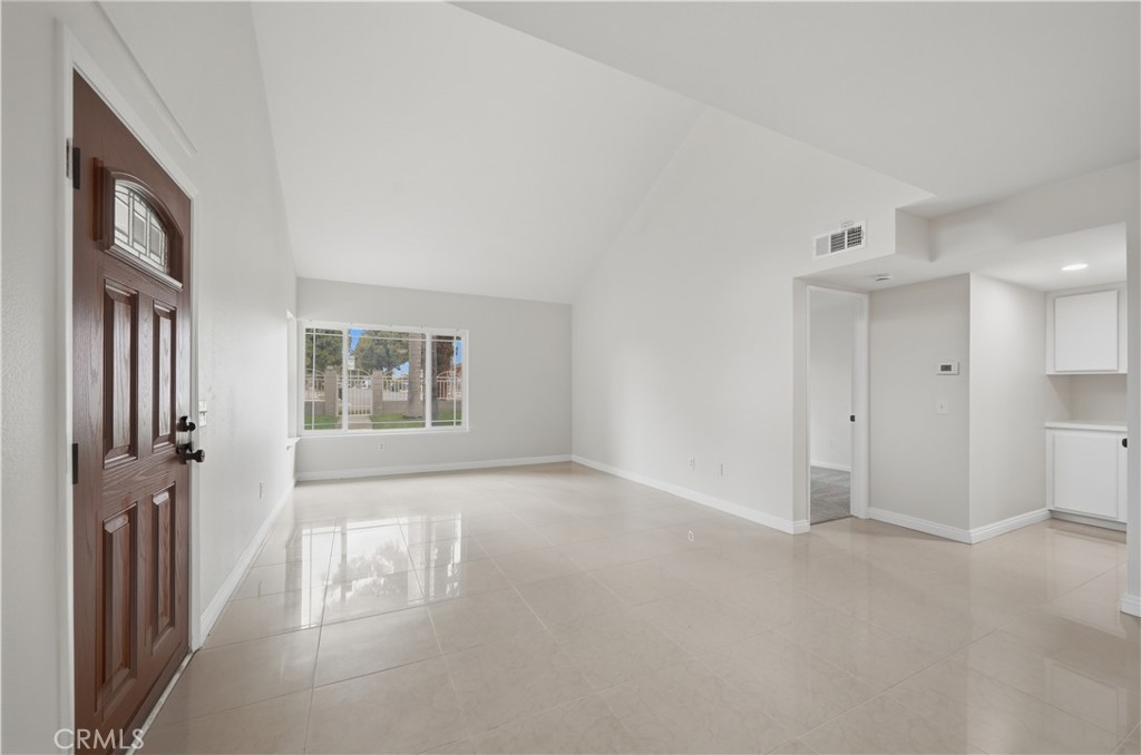 514 E Skylark, Ontario