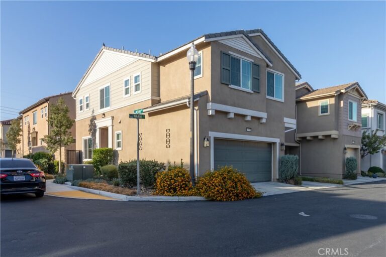 5599 Merano Way, Fontana