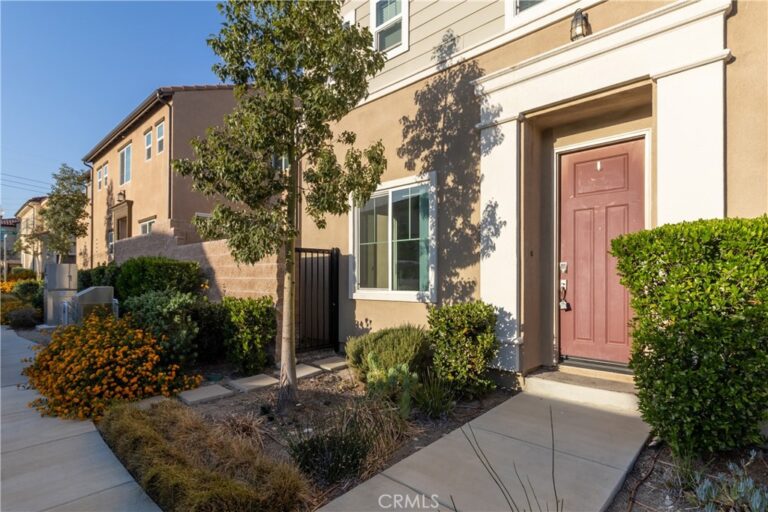 5599 Merano Way, Fontana