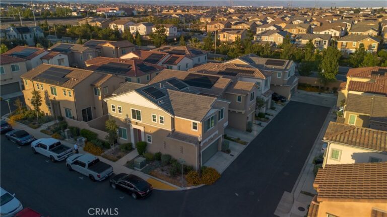 5599 Merano Way, Fontana