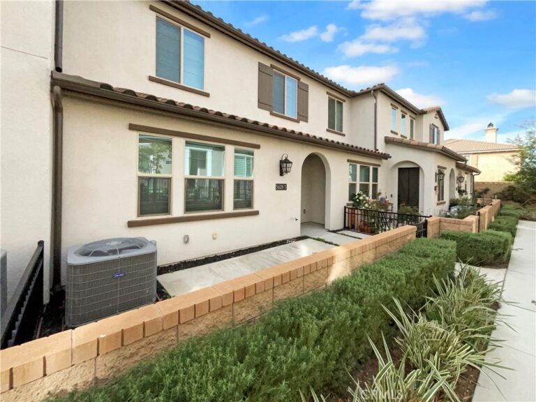 5628 Kate Way #3, Fontana