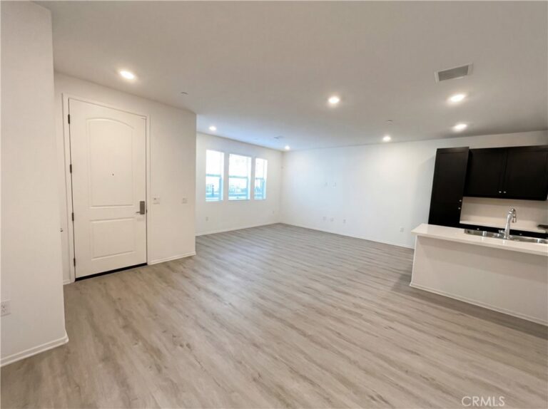 5628 Kate Way #3, Fontana